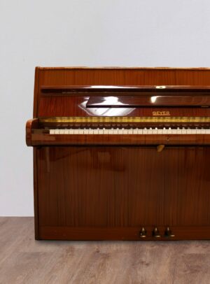 Geyer 105M